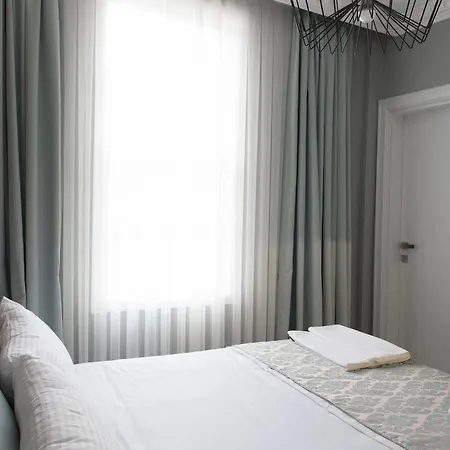 Luna Boutique Hotel
